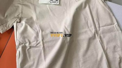 #작은7샵 로에베 아나그램 여성 반팔 티셔츠 SIZE S M L 검수사진✔ ☆☆☆☆☆