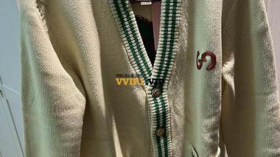 #타지아샵 구찌 파인애플 코튼 가디건 SIZE S M L # 면 100% + 자수 아크릴 50% + 울 50% 검수사진✔ ☆☆☆☆☆