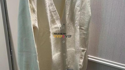 톰브라운 4바 퓨어울 가디건 검수사진✔ ☆☆☆☆☆