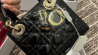 #신공장 디올 Dior 레이디 페이던트 까나쥬 미니백 블랙 M0505OWCBM900 검수사진✔ ☆☆☆☆☆