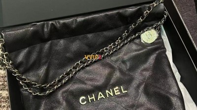 #Auther여왕갓팩 샤넬 23C CHANEL 22백 숄더백 스몰 블랙 금장로고 캐비어 AS3260 SIZE 35*37*7cm ☆☆☆☆☆