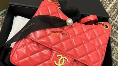 #Auther여왕갓팩 샤넬 CHANEL 23C 포켓 체인 호보백 왁스 가죽 오렌지 레드 미듐 AS3690 SIZE 21.5*22.5*7cm 검수사진✔ ☆☆☆☆☆