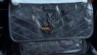 생로랑 SAINT  LAURENT  니키백 체인 숄더백 미듐 SIZE 28*20*8.5cm 검수사진✔ ☆☆☆☆☆ #신공장