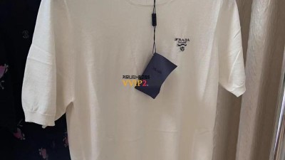 프라다 PRADA 로고 자수 저지 원단 니트 반팔 SIZE 36 38 40 검수사진✔ ☆☆☆☆☆