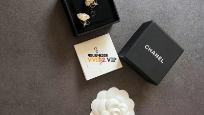 샤넬 CHANEL CC로고 하트 이어링 귀걸이 검수사진 ☆☆☆☆☆