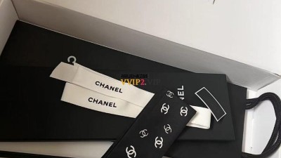 샤넬 CHANEL CC로고 트윌리 실크 스카프 방도 AA9088 검수사진 ☆☆☆☆☆