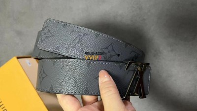 루이비통 루이뷔통 LOUIS VUITTON LV 이니셜 40MM 리버서블 벨트 M0285 SIZE 85 90 95 100 105 ☆☆☆☆☆ #vvip공장