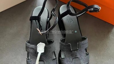 에르메스 스웨이드 통굽 샌들 Sandales Jam 30 H242123Z A3350 34~41 검수사진