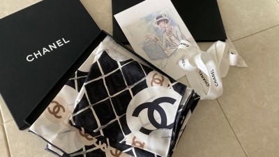 샤넬 극치샵 까멜리아 스카프 구매후기요