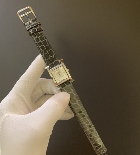 에르메스 H아워 여성 가죽 시계 PM 21MM + 904L + 스위스 쿼츠 무브먼트 + 송아지가죽밴드 + 악어가죽밴드 + 리얼다이아몬드세팅 ☆☆☆☆☆