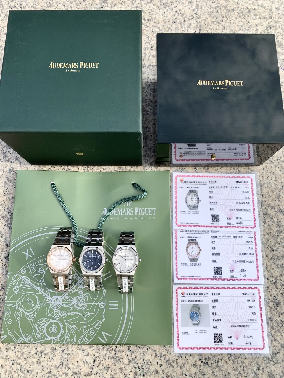 #신공장 오데마피게 AUDEMARS PIGUET 로얄오크 다이아베젤 67651ST 33MM + 두께 7MM + 스위스쿼츠무브먼트 + 사파이어글라스 ☆☆☆☆☆