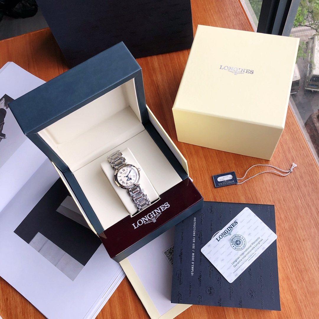 론진 LONGINES 프리마루나 화이트 다이얼 문페이즈 L8.115.4.71.6 30.5MM + 오리지널 쿼츠 무브먼트 ☆☆☆☆☆ #신공장
