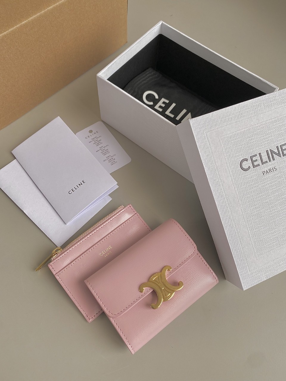 셀린느 CELINE 트리오페 컴팩트 반지갑 SIZE 9.5*7.5*3cm ☆☆☆☆☆
