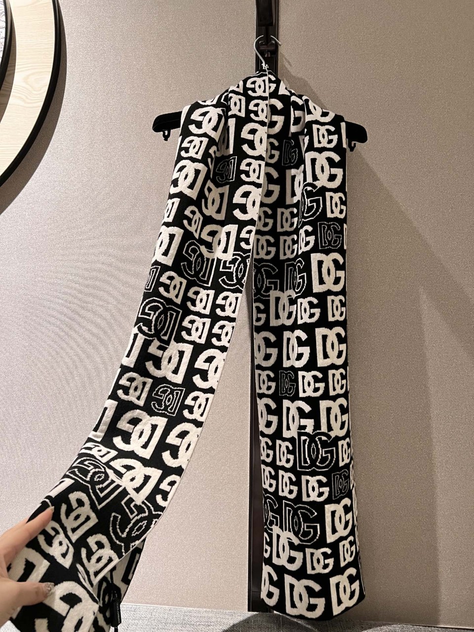 돌체앤가바나 Dolce & Gabbana 캐시미어 비니 + 머플러 ☆☆☆☆☆