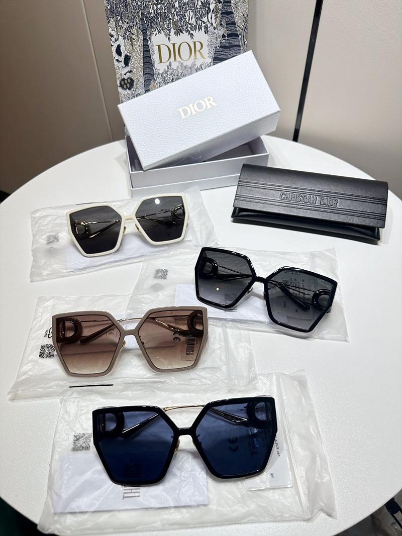 디올 DIOR 30몽테인 BU 선글라스 안경 안경테 SIZE 61-16-130 ☆☆☆☆☆ #vvip공장