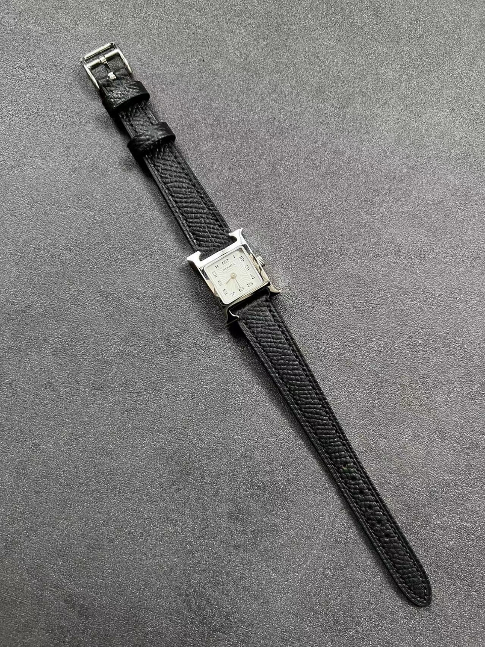 에르메스 HERMES H아워 TPM 앱송 블랙 은장 W037894WW00 엑스스몰 @ 17MM + 스위스 쿼츠 무브먼트 ☆☆☆☆☆ #신공장