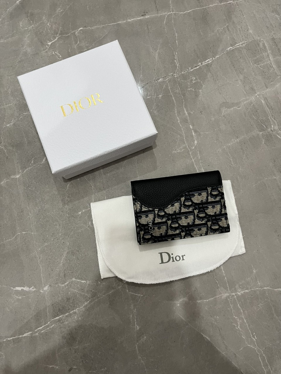 디올 DIOR 오블리크 2단 카드 지갑 2ADBH076YKS_H05E ☆☆☆☆☆ #vvip공장