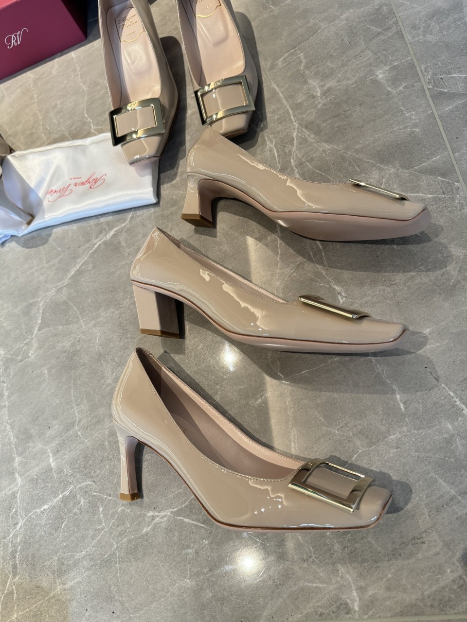 로저비비에 ROGER VIVIER 벨비비에/트럼펫 메탈 버클 펌프스 힐 SIZE 34~40 @ 굽 4.5cm / 7.5cm ☆☆☆☆☆