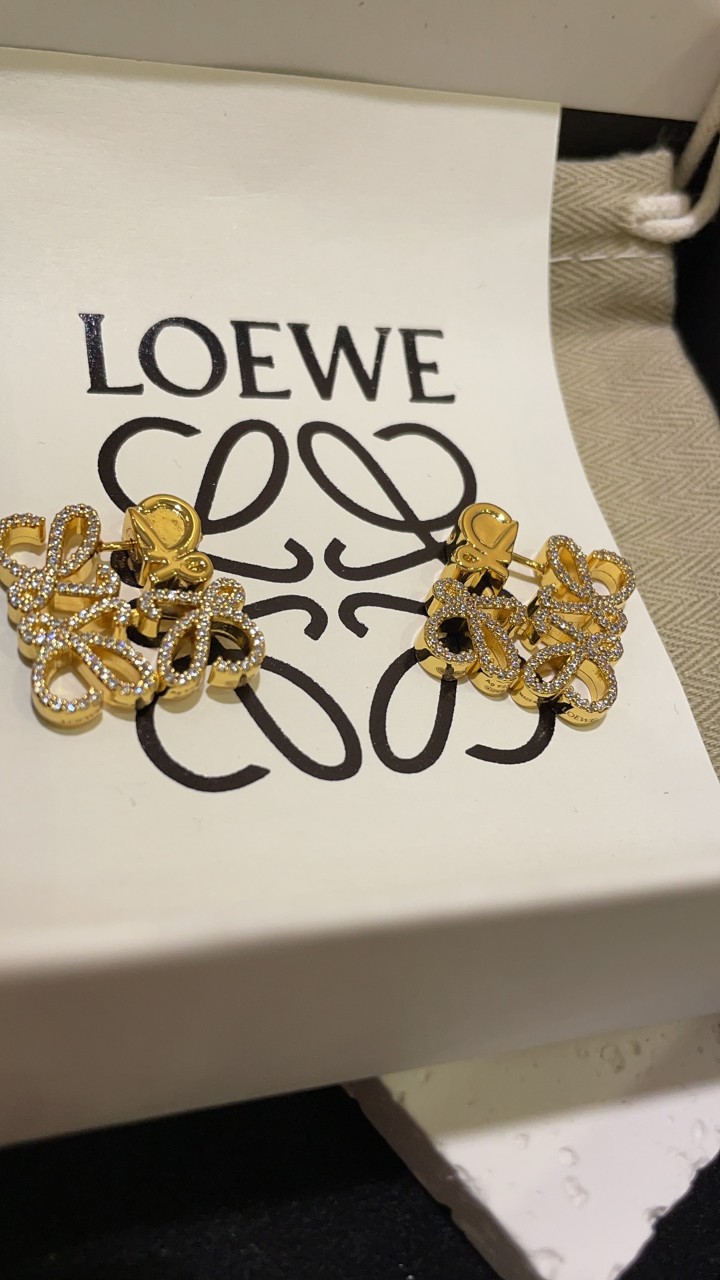 로에베 Loewe 아나그램 이어링 귀걸이 ☆☆☆☆☆