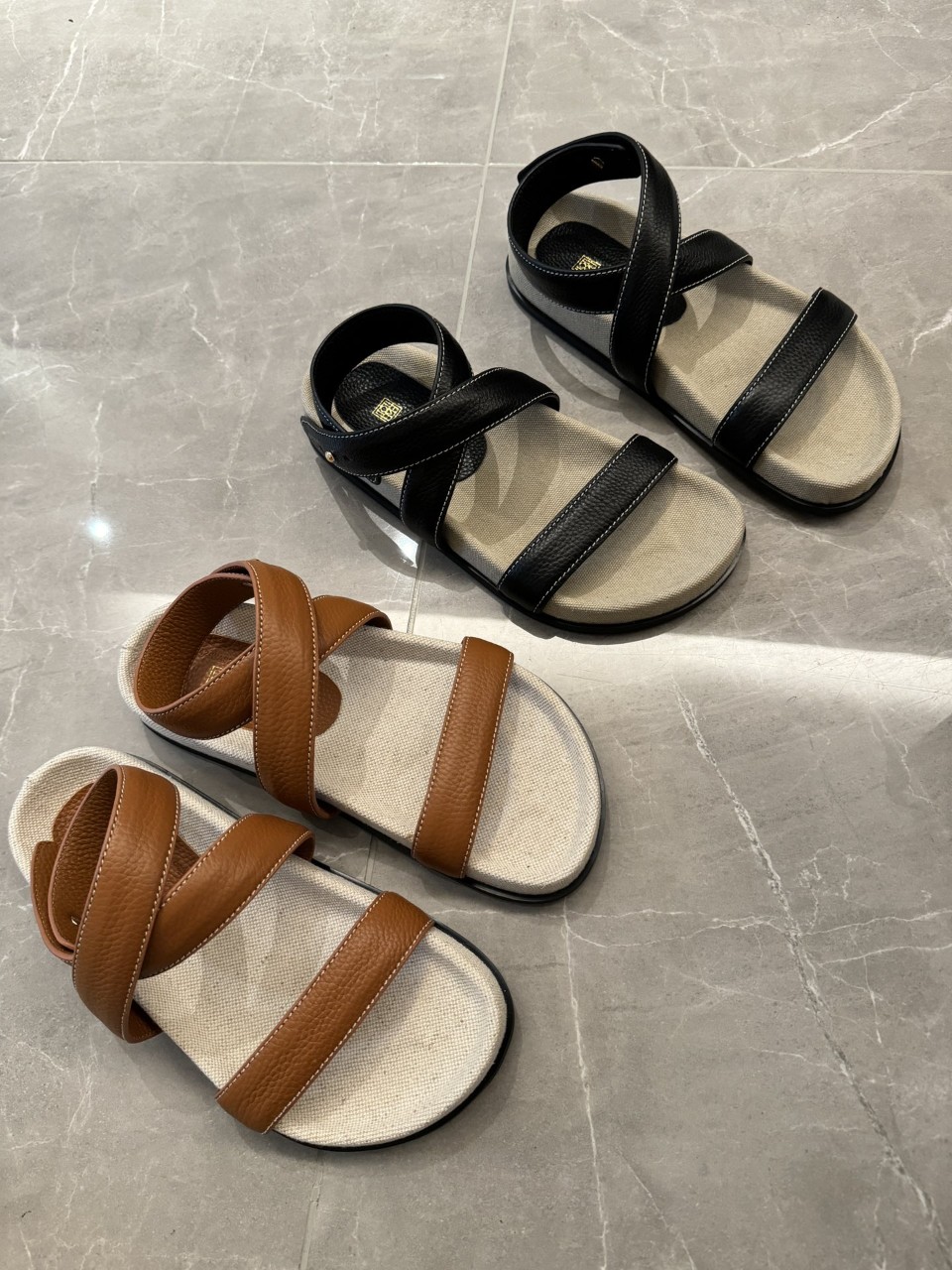 토템 TOTEME 청키 레더 샌들 SIZE 35~39 ☆☆☆☆☆