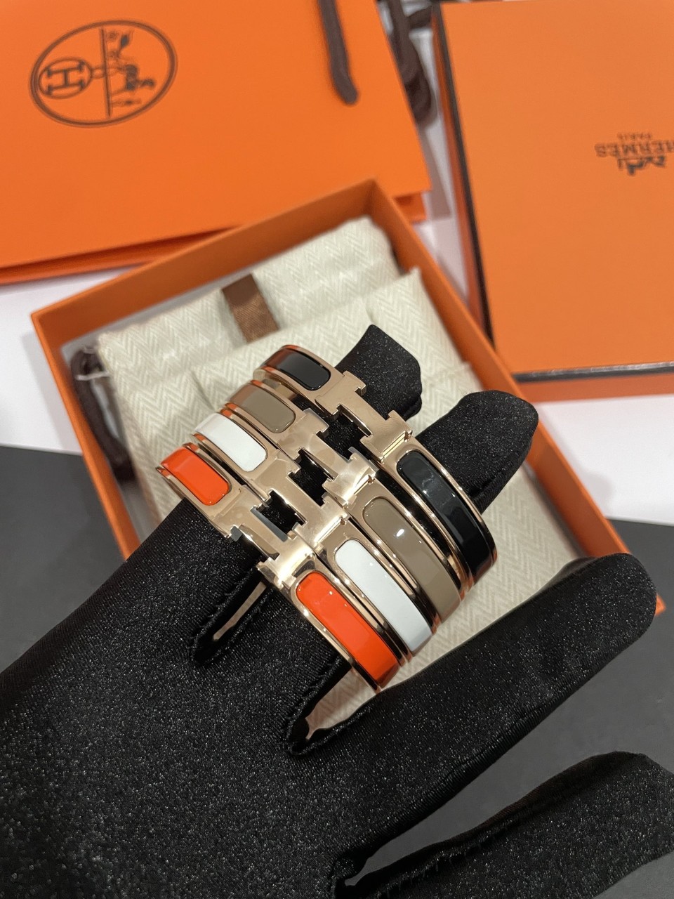에르메스 HERMES 클릭아슈 팔찌 H 브레이슬릿 PM SIZE 손목둘레 17cm , 19cm ☆☆☆☆☆ #vvip공장