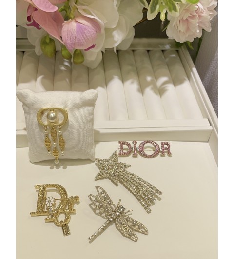 디올 DIOR 브로치 모음 ♡