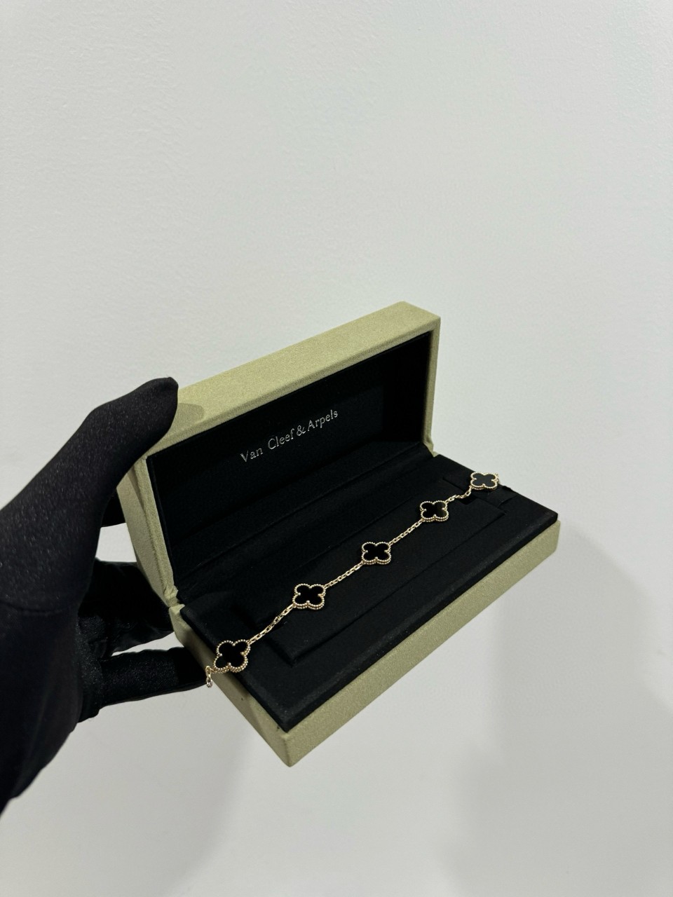 반클리프앤아펠 Van Cleef & Arpels 빈티지 알함브라 브레이슬릿 5개 모티브 오닉스 #18k다이아몬드비밀공방