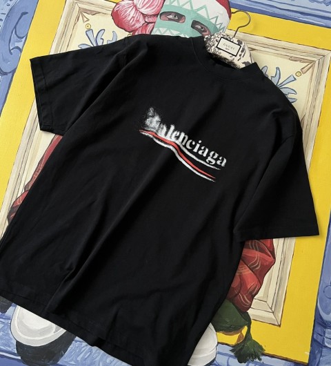 24SS 발렌시아가 웨이브로고 미디엄핏 반팔 블랙 764235 TQVI5 1569 #터비에빵