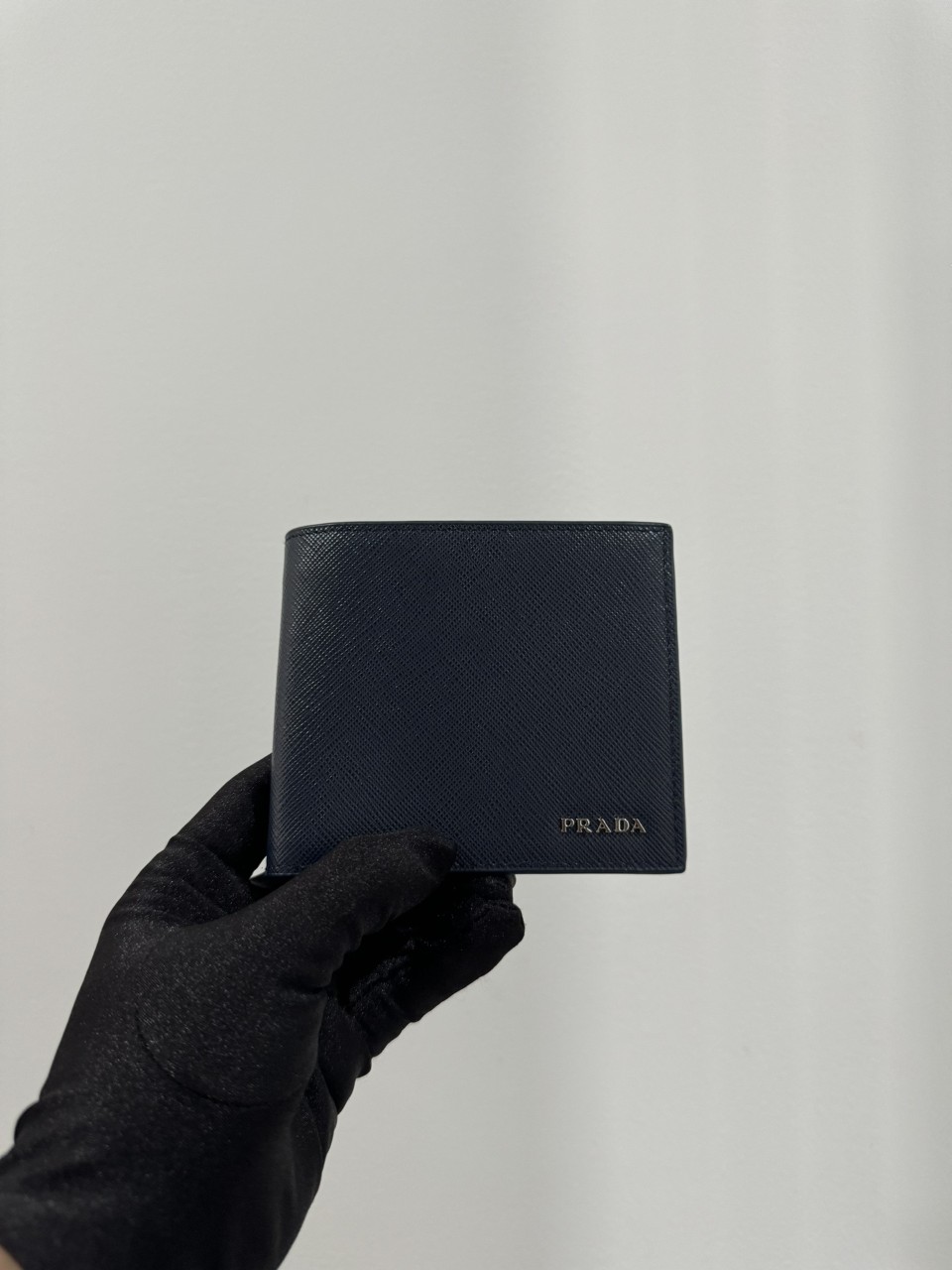 프라다 PRADA 24FW 남성 사피아노 로고 반지갑 (2MO513 2FPJ F0G52 24F) #vvip공장