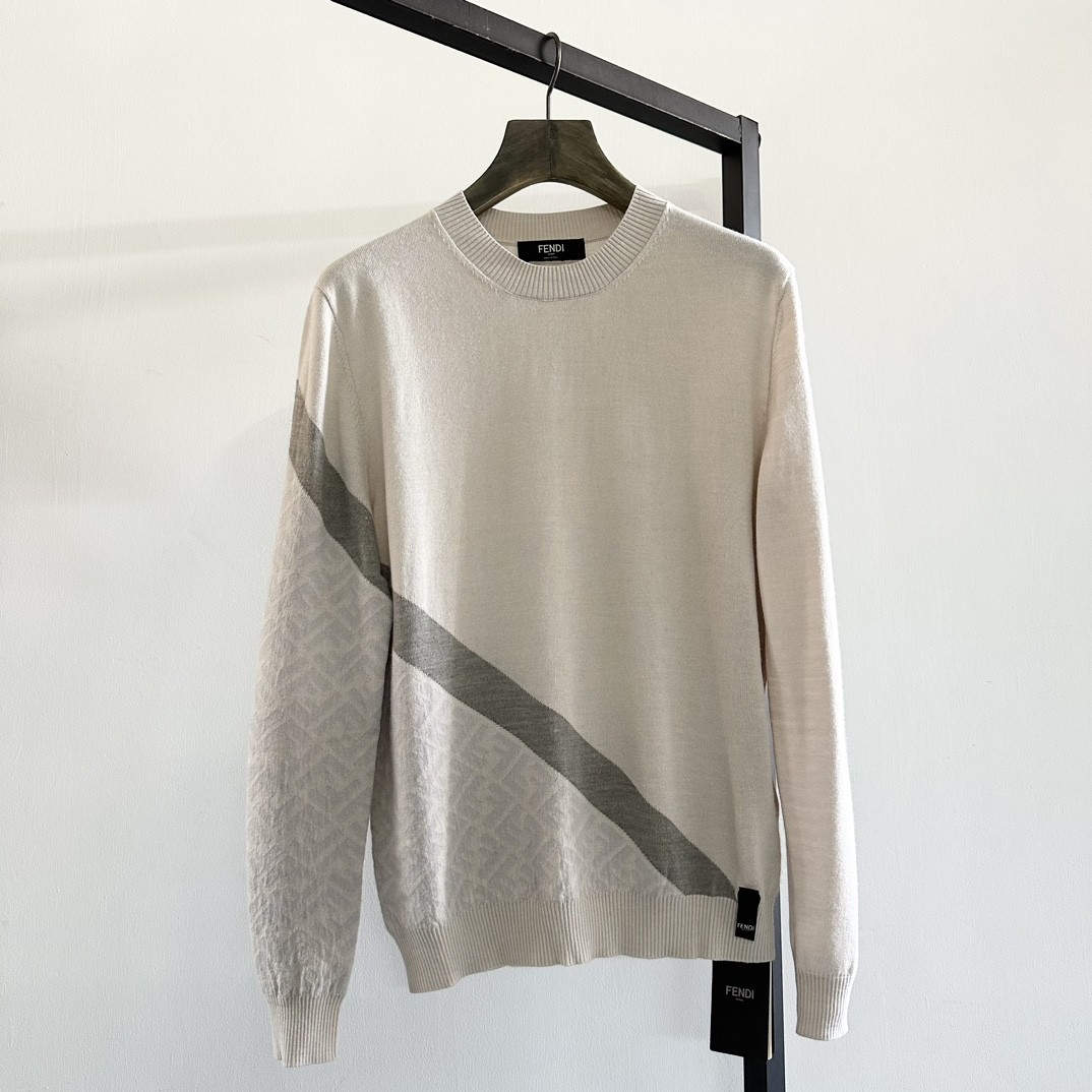 FENDI 펜디 니트 스웨터 WHITE FZX091AQKXF0YW1 [사이즈] S M L XL