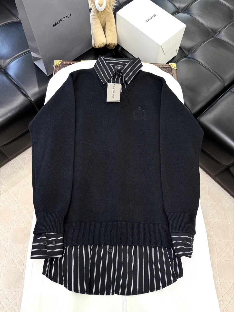 24FW 발렌시아가 스웨터 809508T1712 1000 Black [사이즈] S M L