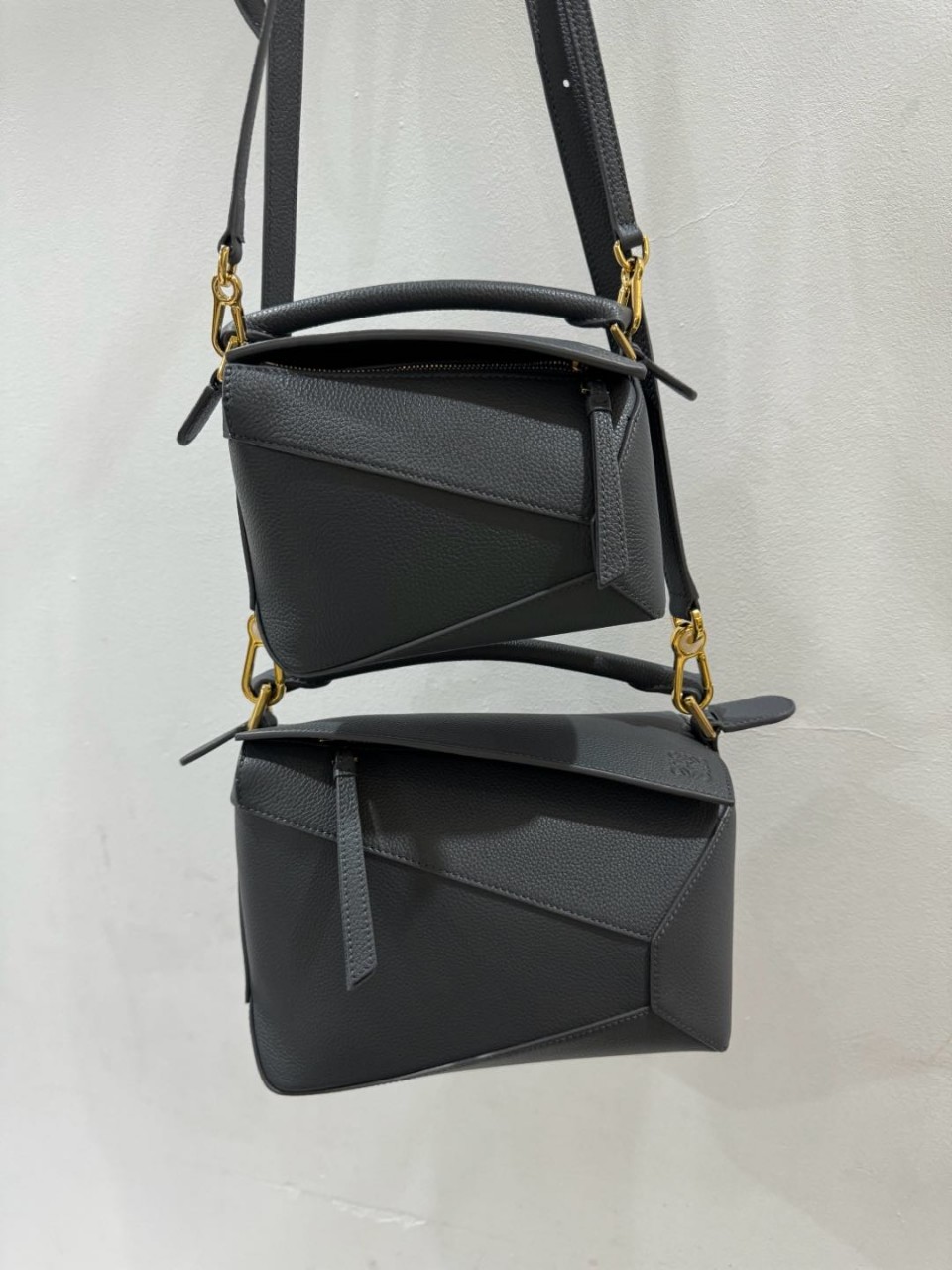 로에베 퍼즐백 미니 숄더백 차콜 18x12.5x8cm #vvip공장