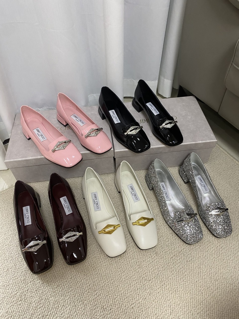 지미추 라비 플랫 슈즈 블랙 RAVIFLATCJE000757 35~39