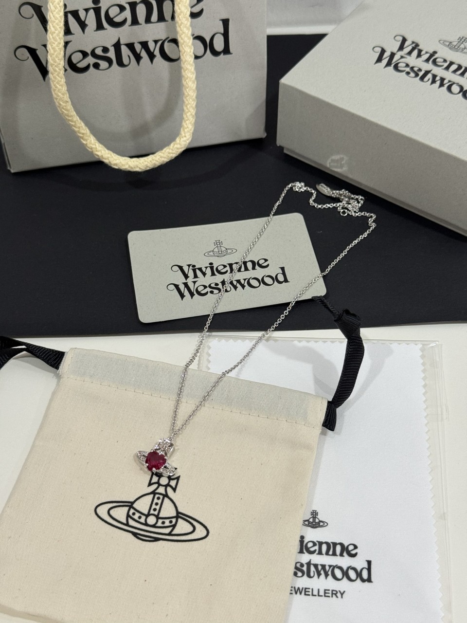 비비안웨스트우드 VIVIENNE WESTWOOD 목걸이