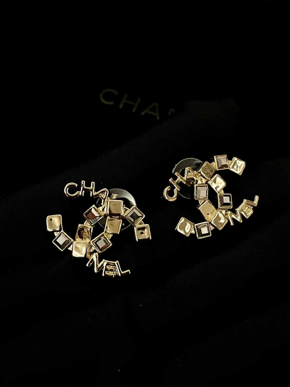 샤넬 CHANEL CC로고 이어링 귀걸이