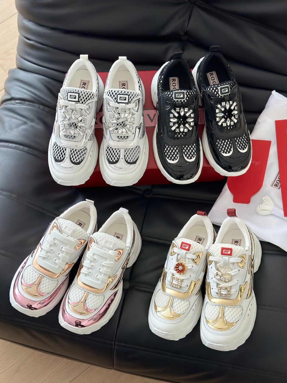 로저비비에 온더 런 스니커즈 4컬러 RVW75640890U9DOXPG Sneakers 35~41 굽 5cm