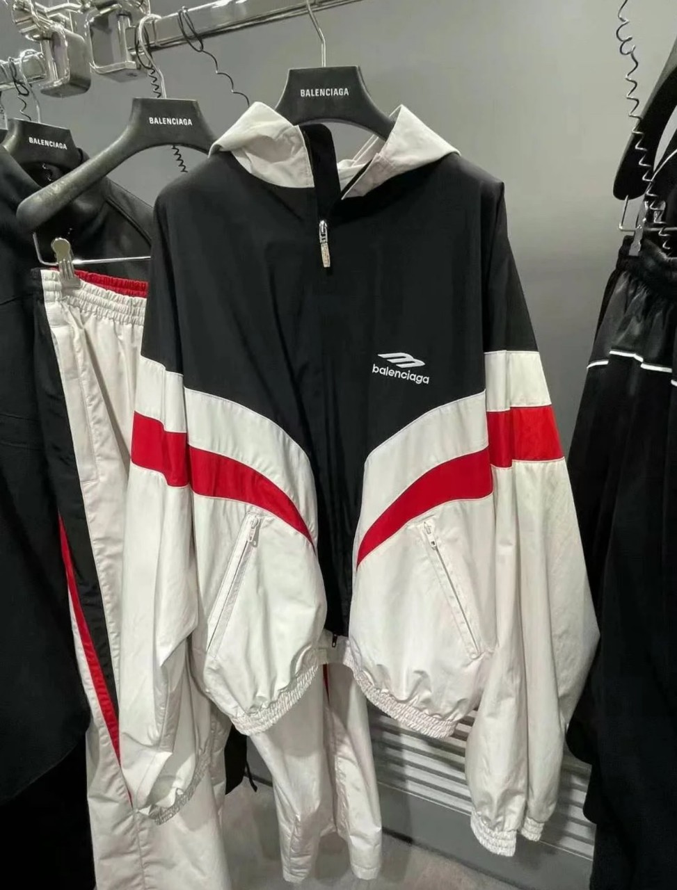 [발렌시아가] 후드 트랙수트 자켓 Prod2693801269016 OFF WHITE XS S M L