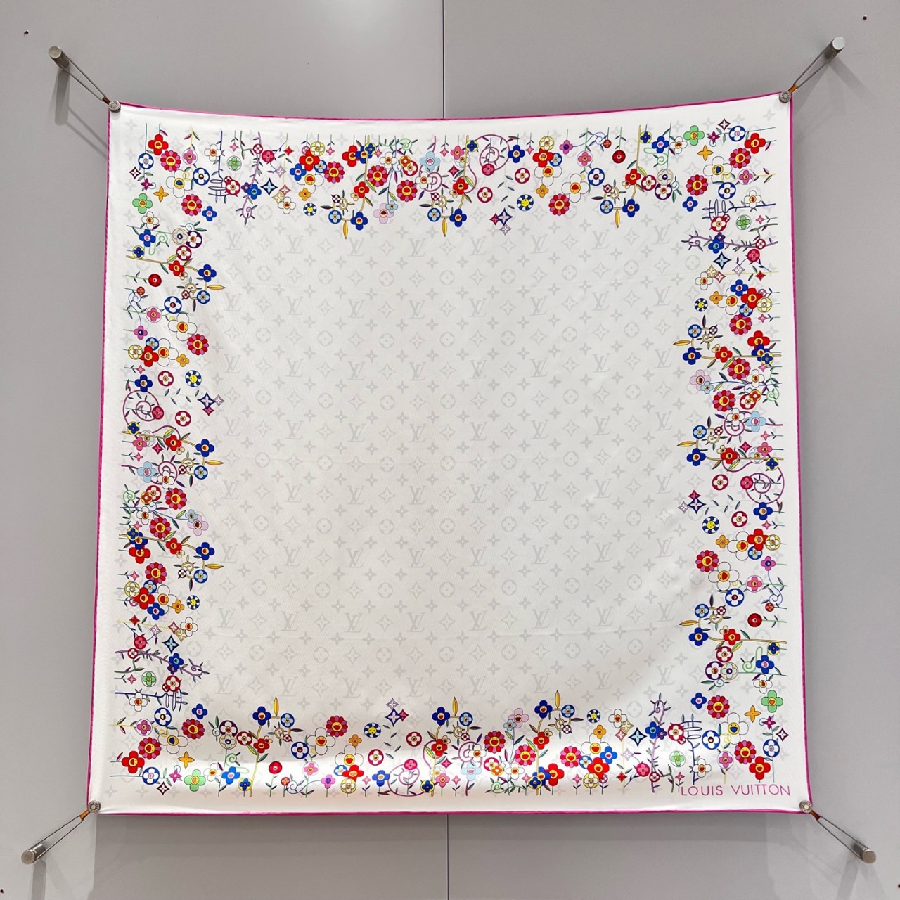 루이비통 실크 스카프 90x90cm 100% 실크