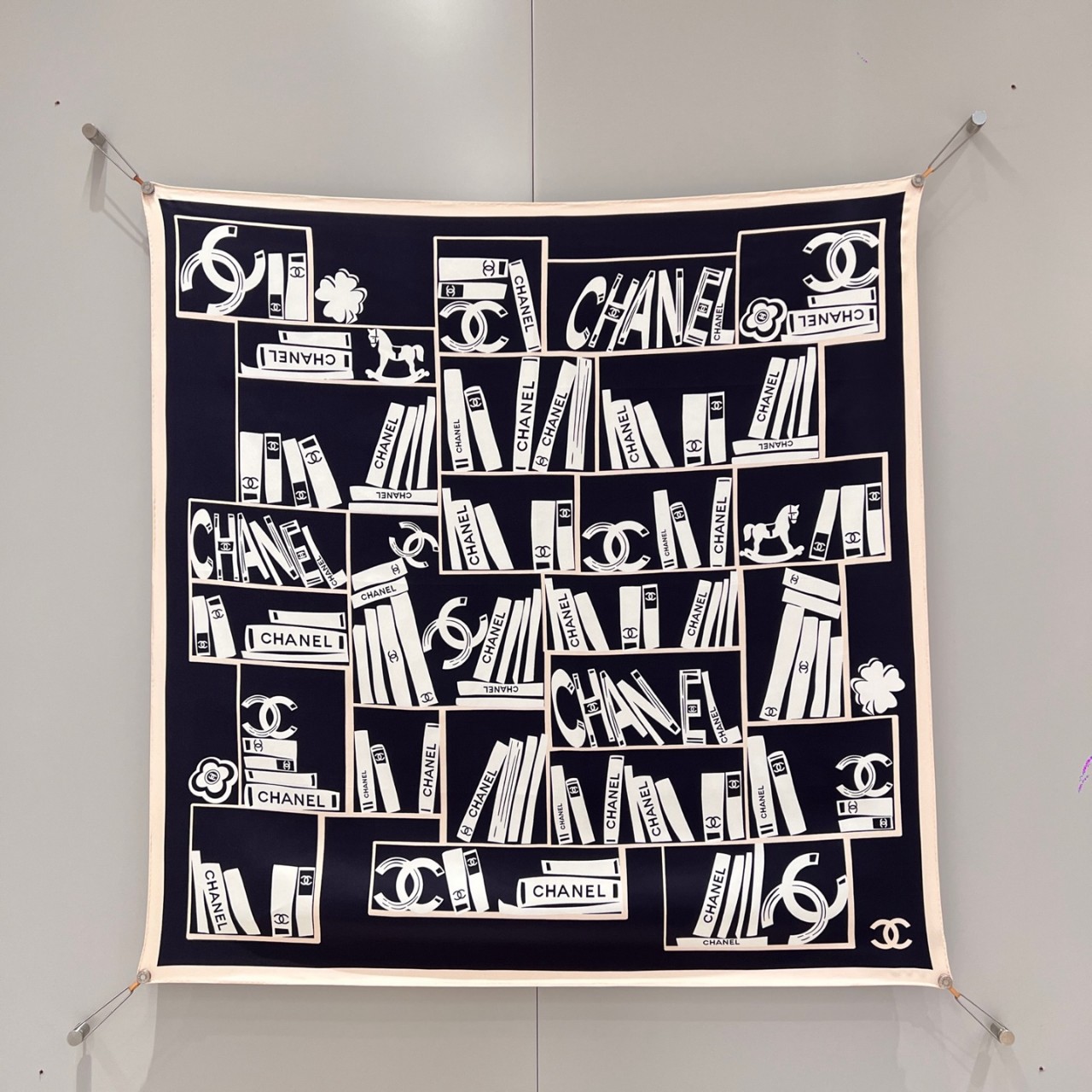 샤넬 CHANEL 실크 스카프 90x90cm 100% 실크
