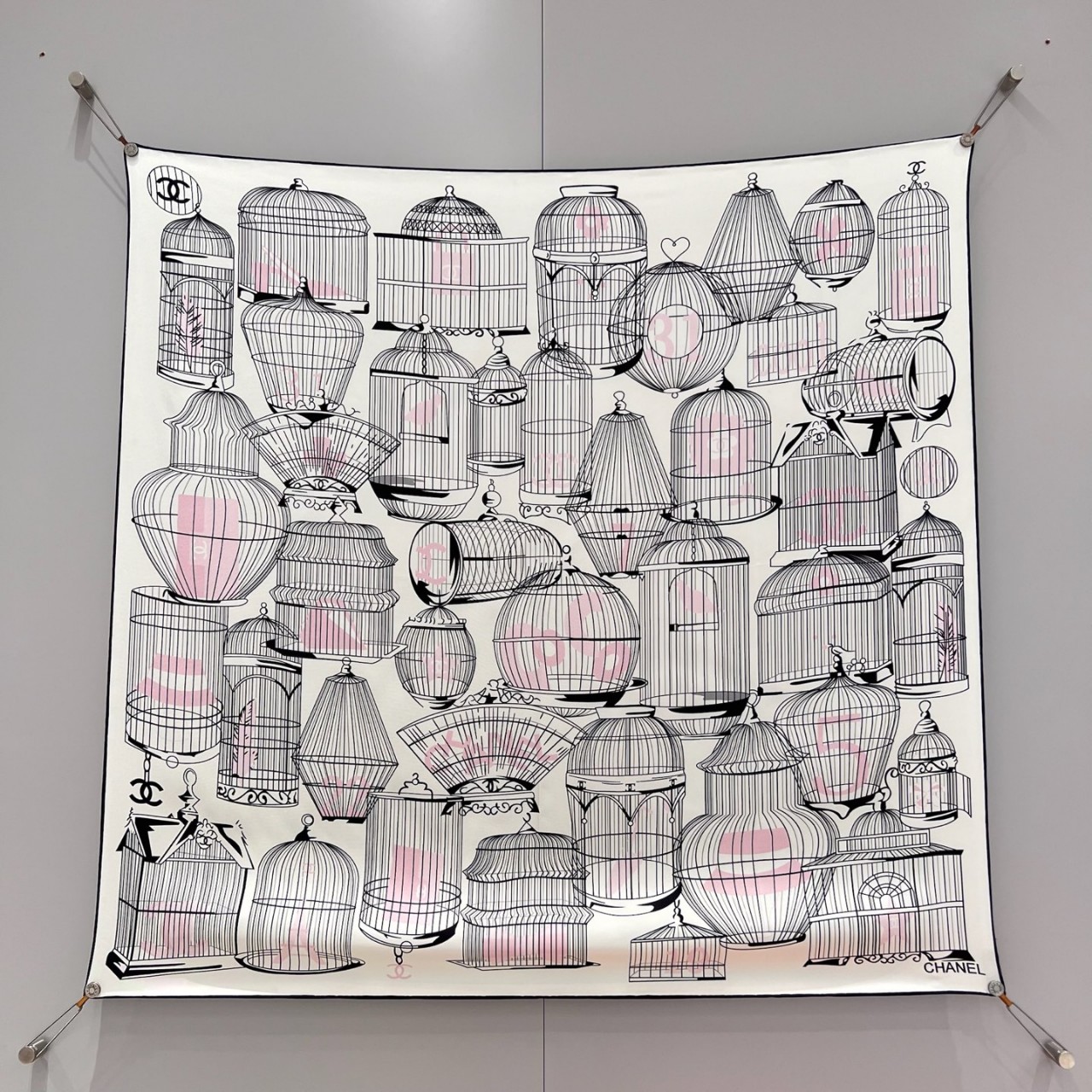 샤넬 CHANEL 스퀘어 실크 스카프 90x90cm 100% 실크