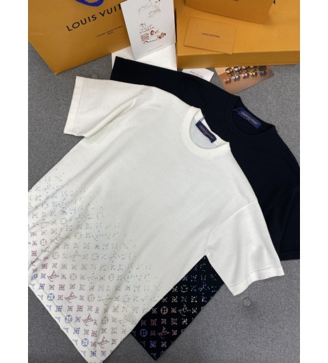 루이비통 모노그램 그라데이션 장식 반팔 크루넥 2컬러 1AGTLH S M L XL