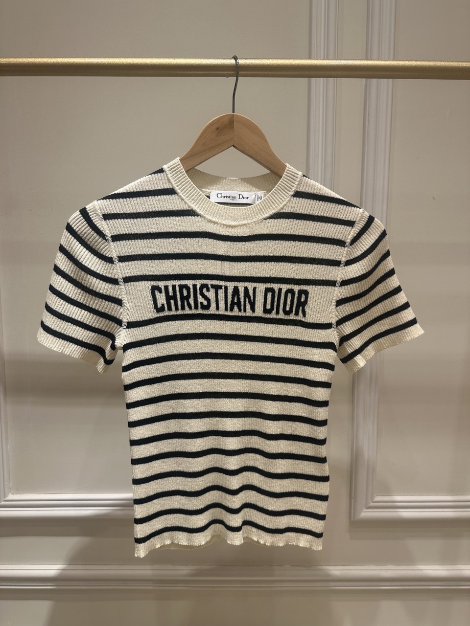 디올 Dioriviera 크롭 반소매 스웨터 화이트 & 네이비 블루 D-Stripes 린넨 실크 니트 544S15A7034_X0883 S M L