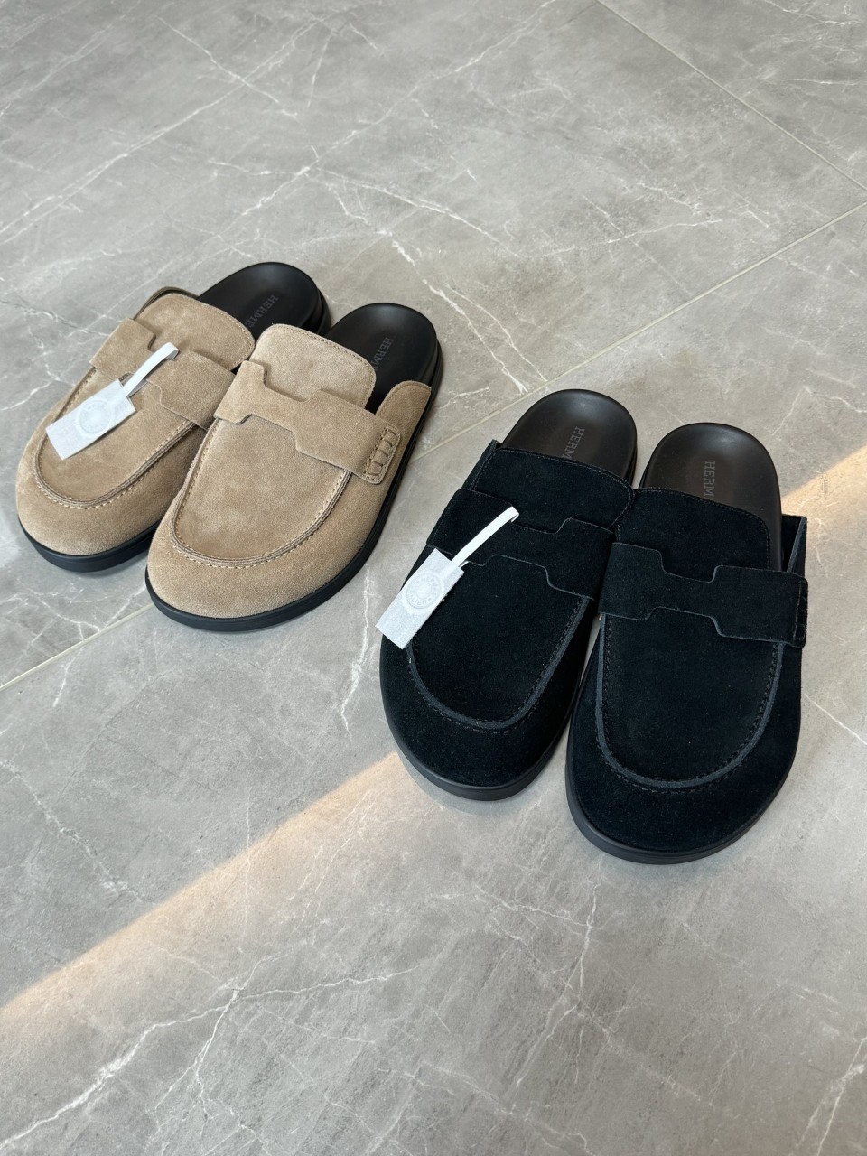 에르메스 24SS 여성 뮬 고 H231222Z C9370 35~41