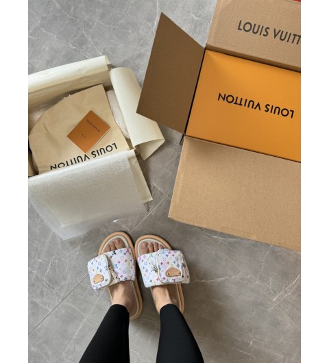 Louis Vuitton 루이비통 LV x TM 풀 필로우 컴포트 판톨렛 1AGVQY 35~40