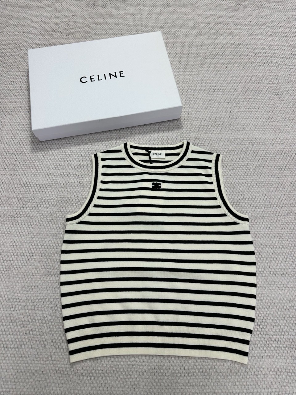 (셀린느) 울 트라이엄프 슬리브리스 마리니에르 ECRU/BLACK RY04W0101.60EB S M L #타지아