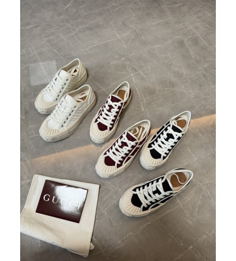 구찌 스니커즈 레더 RS 816879FABZZ9143 35~40