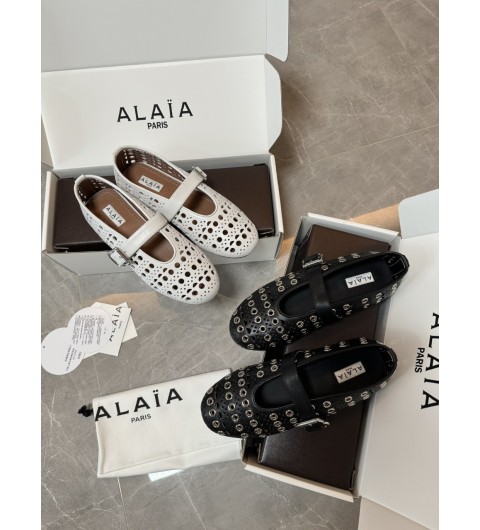 ALAIA 알라이아 비엔나 발레리나 펀칭 플랫슈즈 화이트 AA3A029CK216 35~40