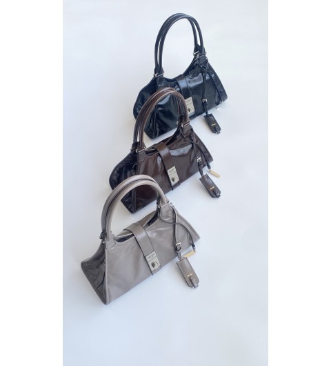 프라다 트라페즈 실루엣 미디엄 쇼핑백 1BG563OOO2CYR F0002 32x21x15cm #티무역