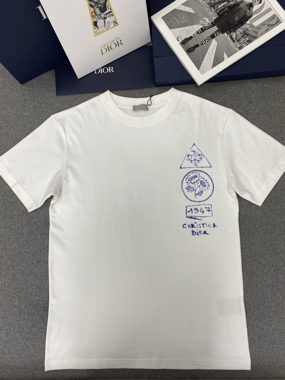 디올 DIOR AND HYLTON NEL 티셔츠, 캐주얼 핏 블루 코튼 저지 583J696B0817_C589 S M L XL