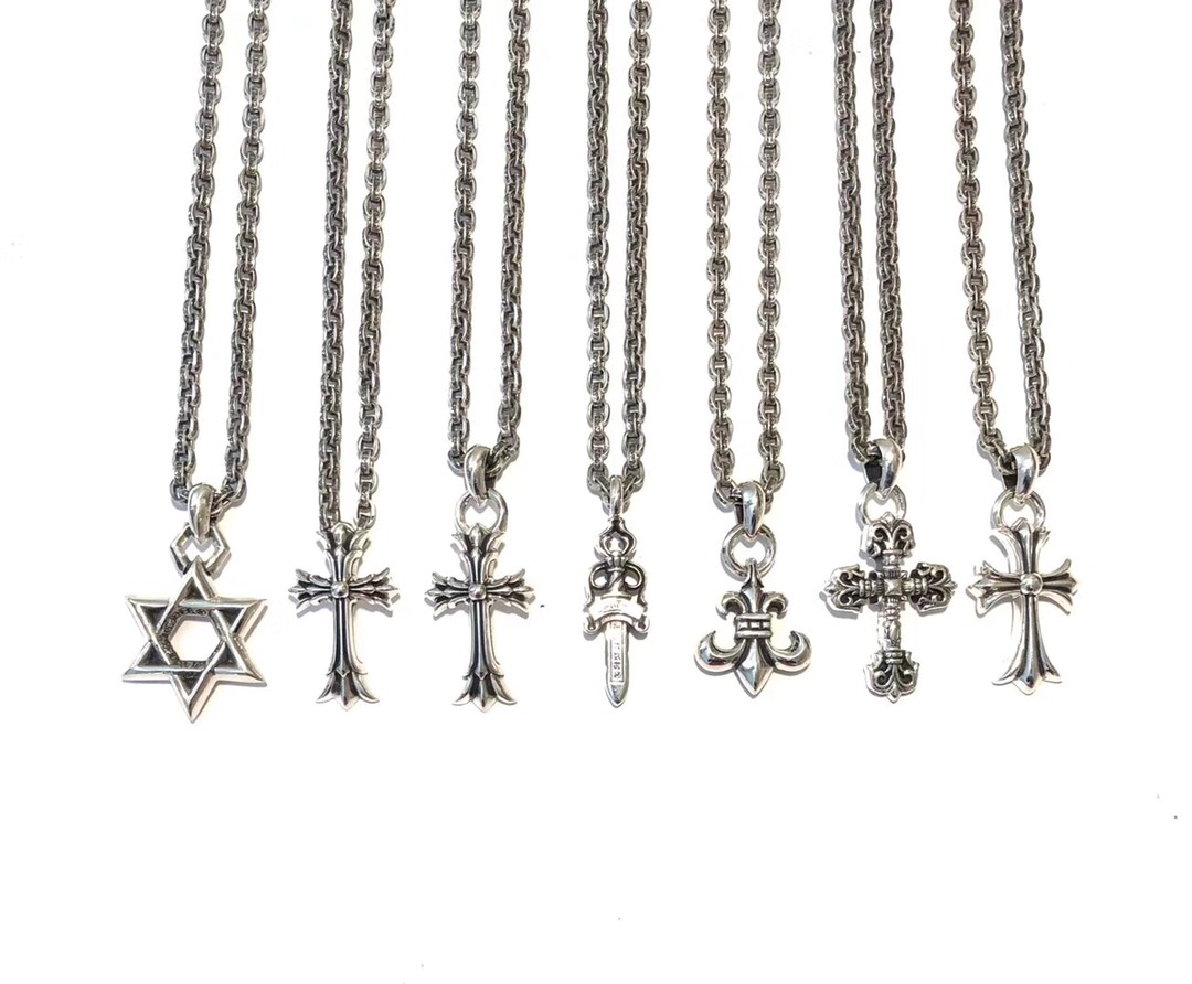 크롬하츠 Chrome Hearts 925실버 펜던트 레터링 목걸이